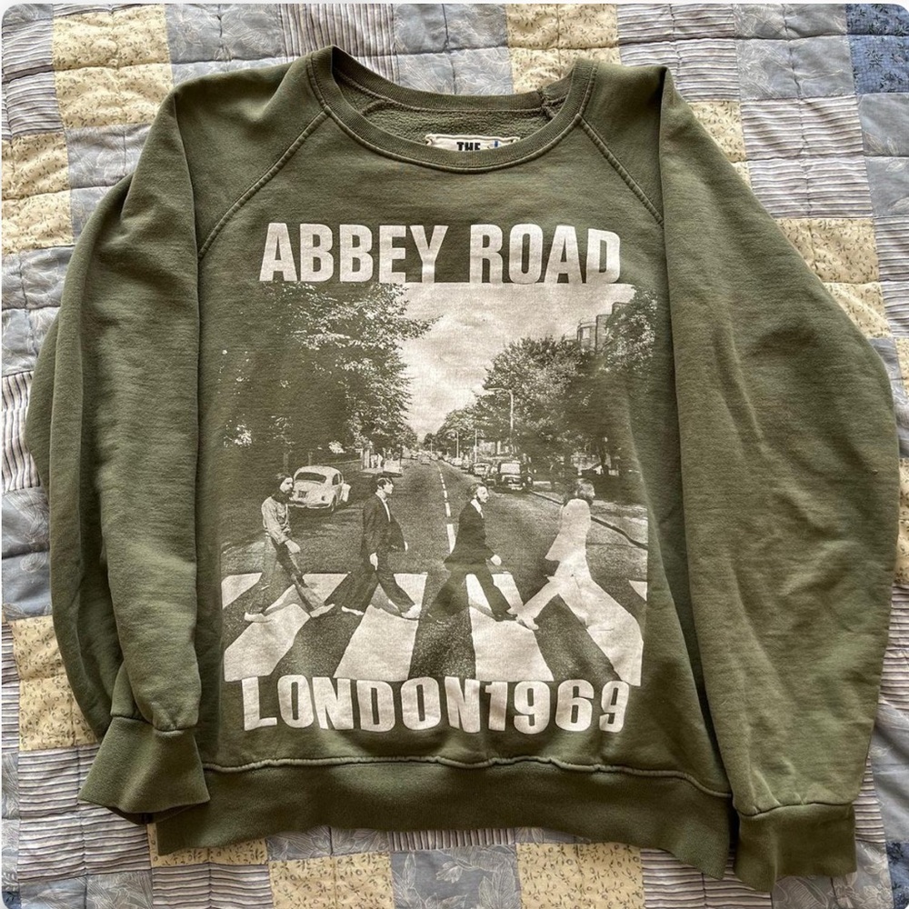 Abbey Road London Olive Green Graphic Sweatshirt -